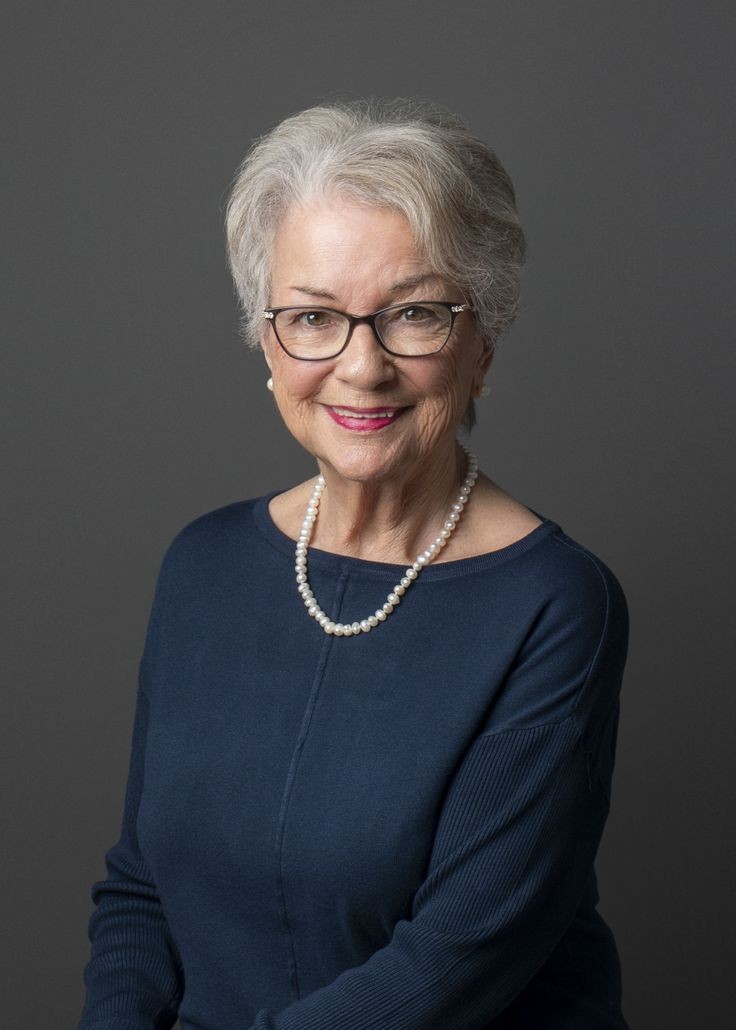 Jennifer L. Hayes